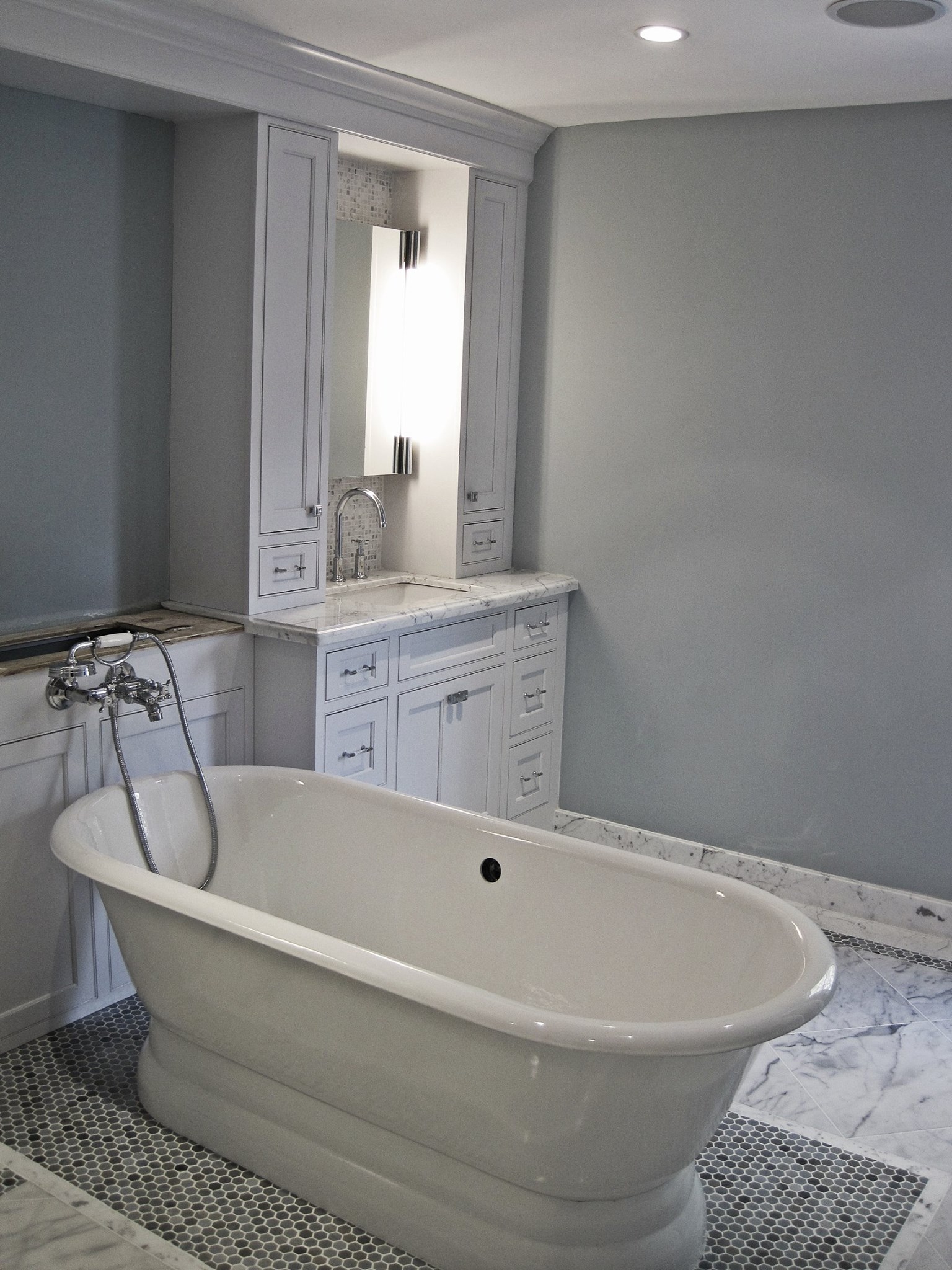 bathroom remodeling in Los Angeles