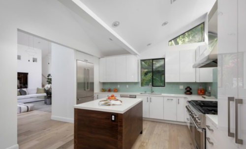 Contemporary Kitchen 4